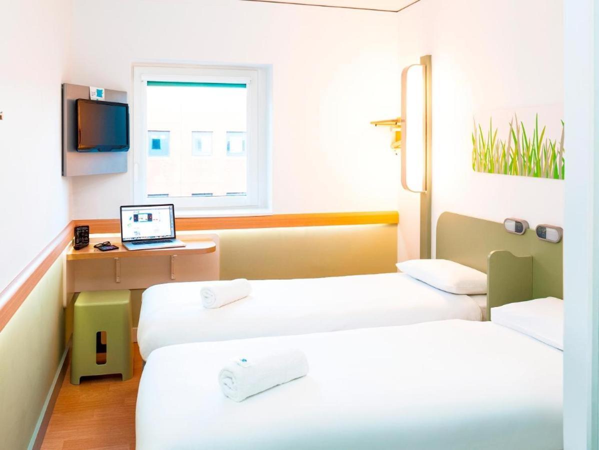 Ibis Budget Portsmouth Buitenkant foto
