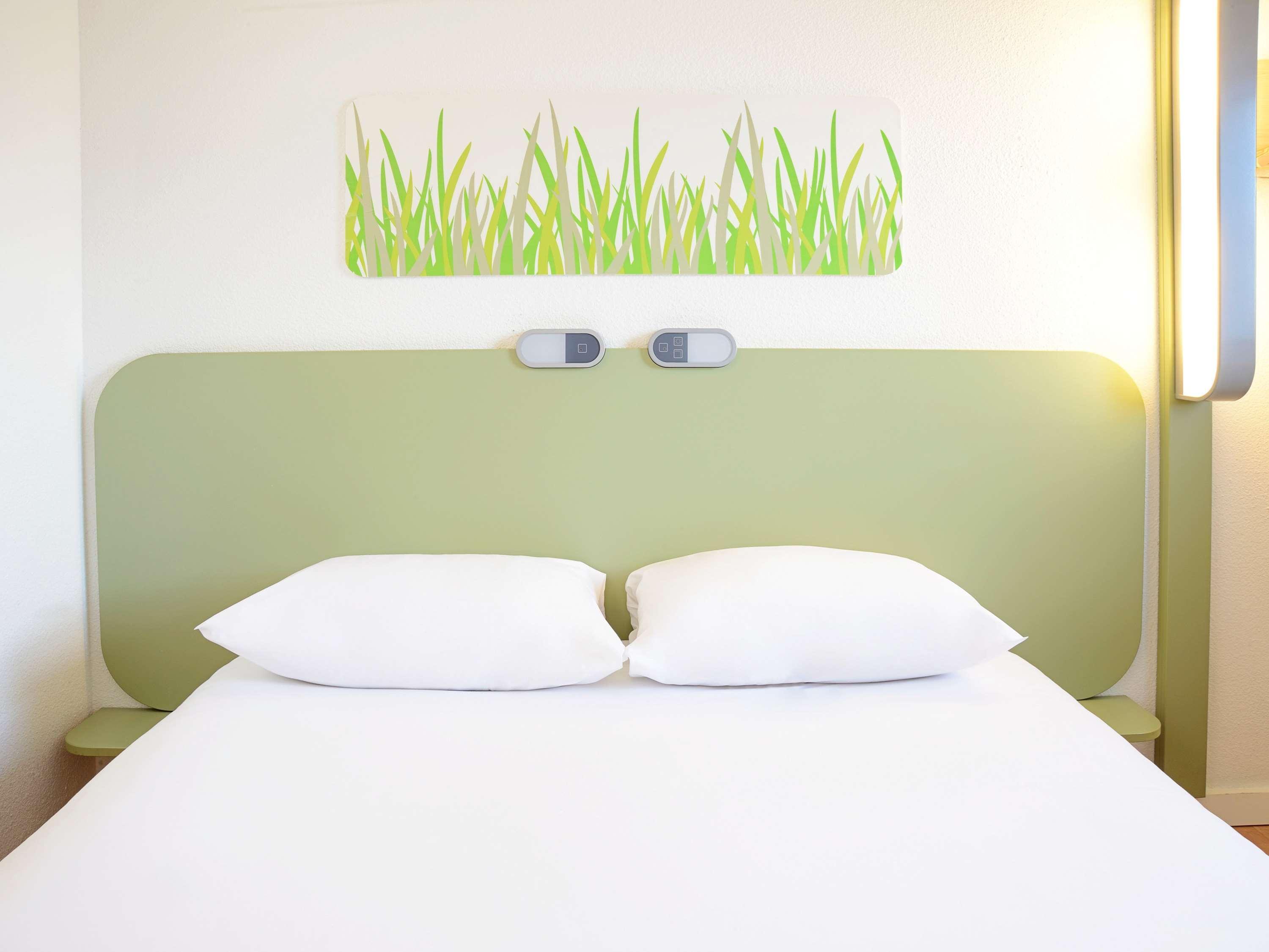 Ibis Budget Portsmouth Buitenkant foto