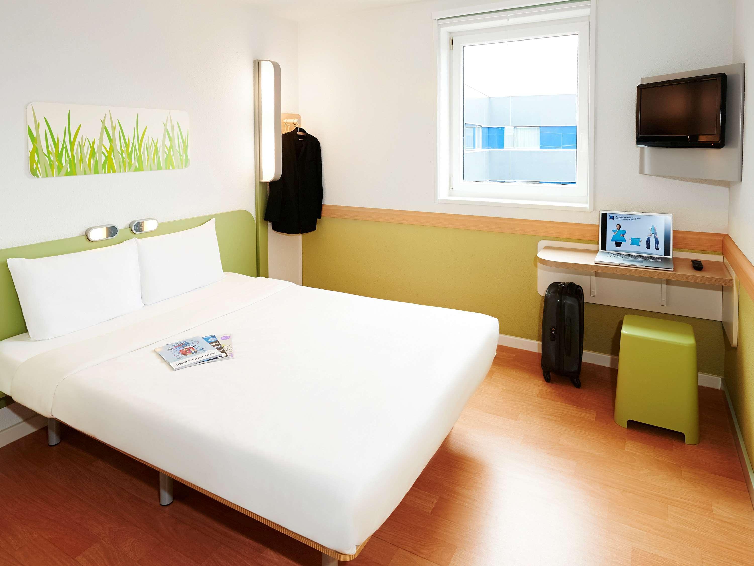 Ibis Budget Portsmouth Buitenkant foto