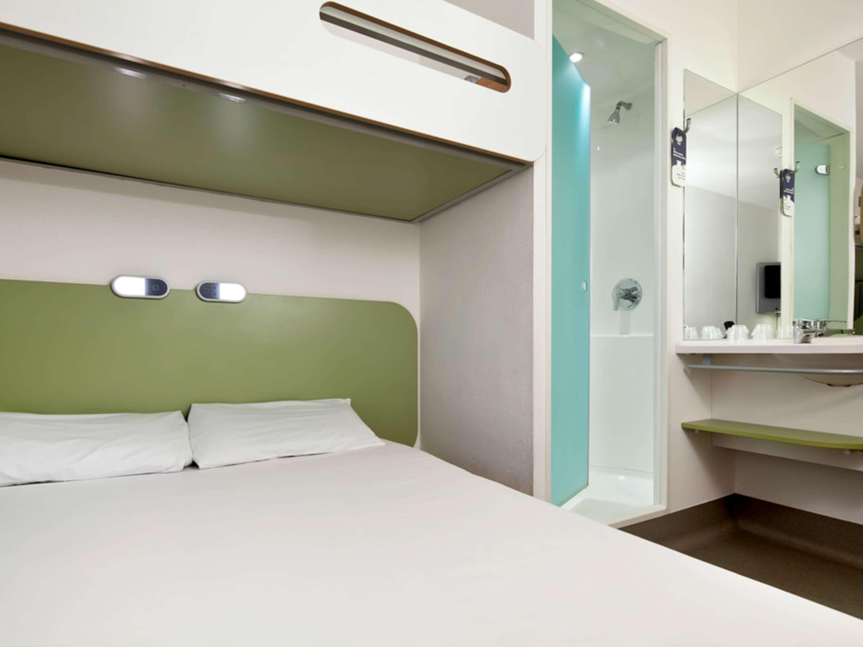 Ibis Budget Portsmouth Buitenkant foto