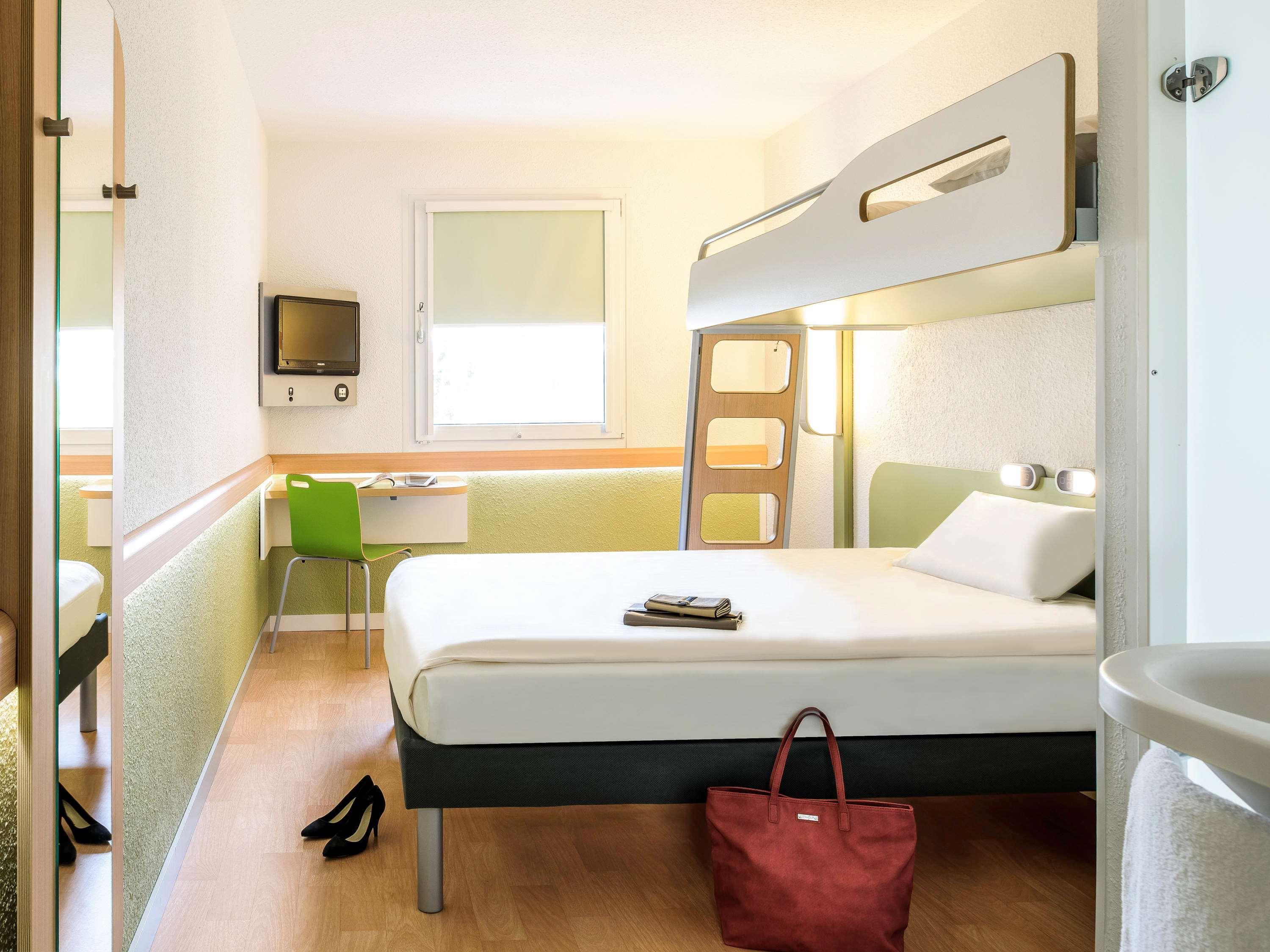 Ibis Budget Portsmouth Buitenkant foto