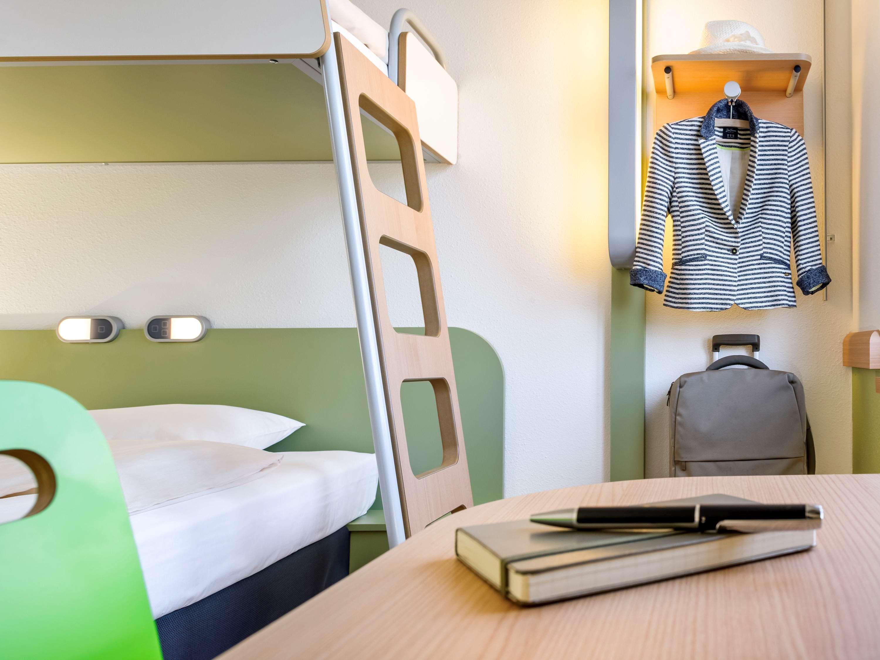 Ibis Budget Portsmouth Buitenkant foto