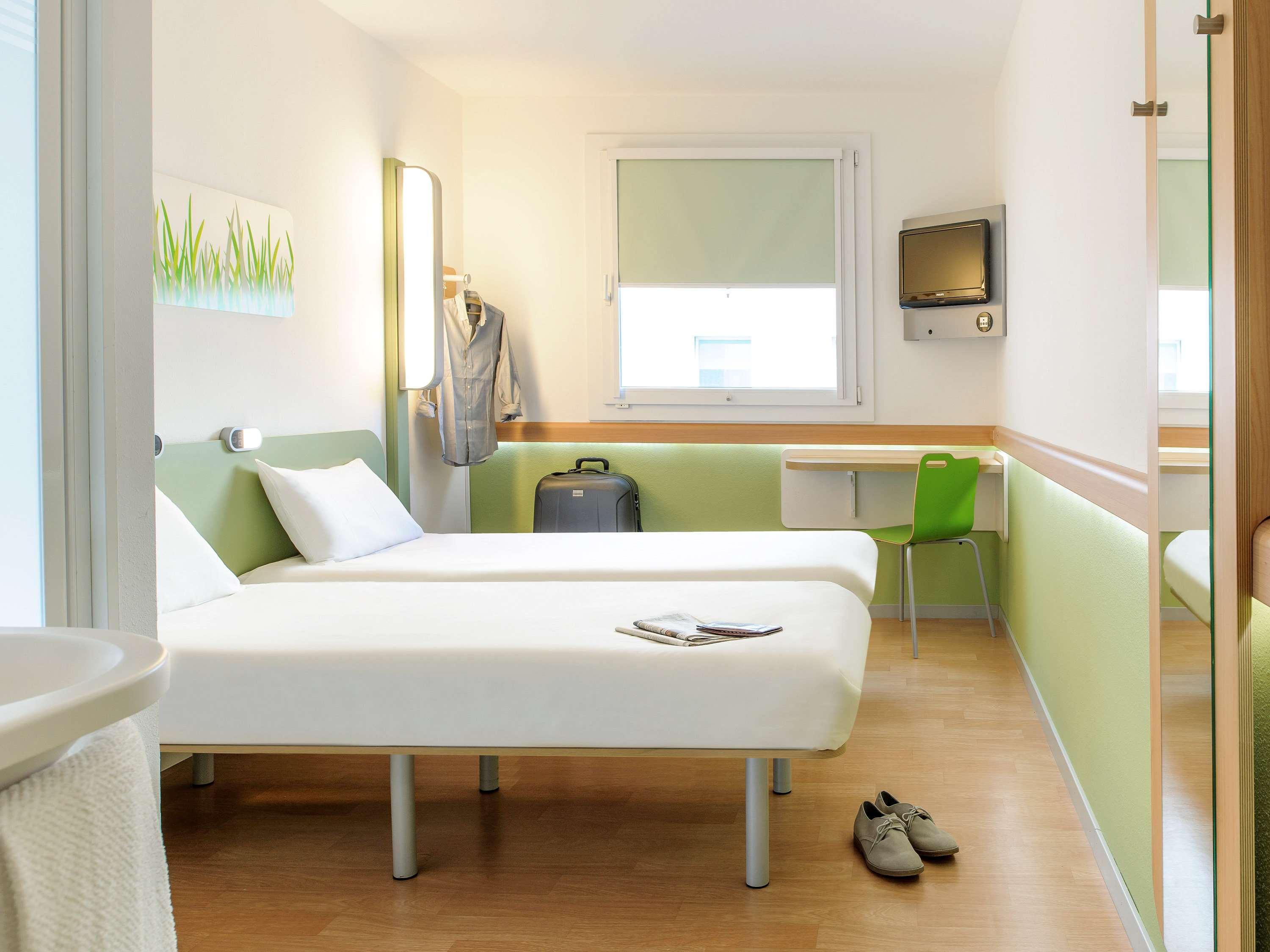Ibis Budget Portsmouth Buitenkant foto