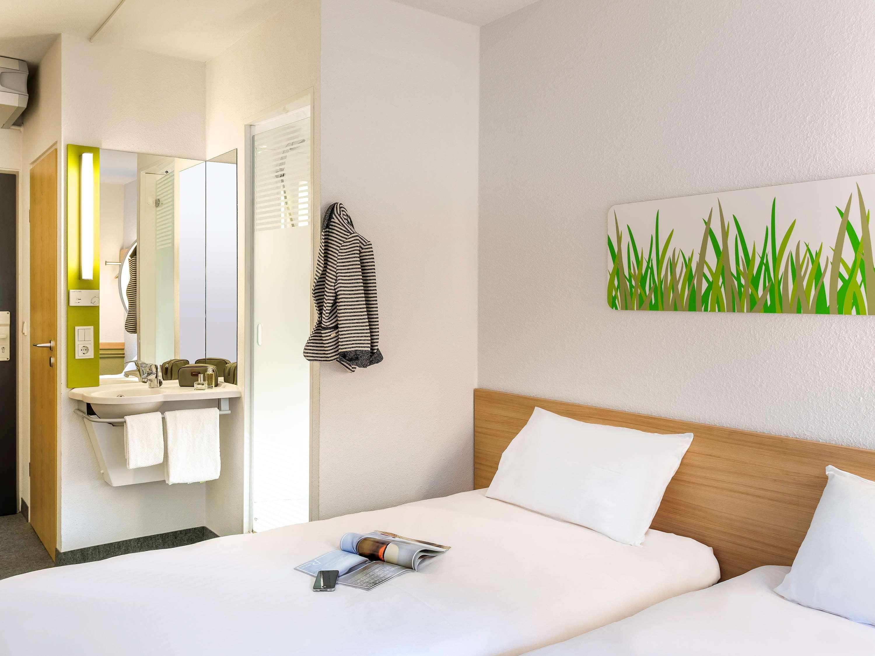 Ibis Budget Portsmouth Buitenkant foto