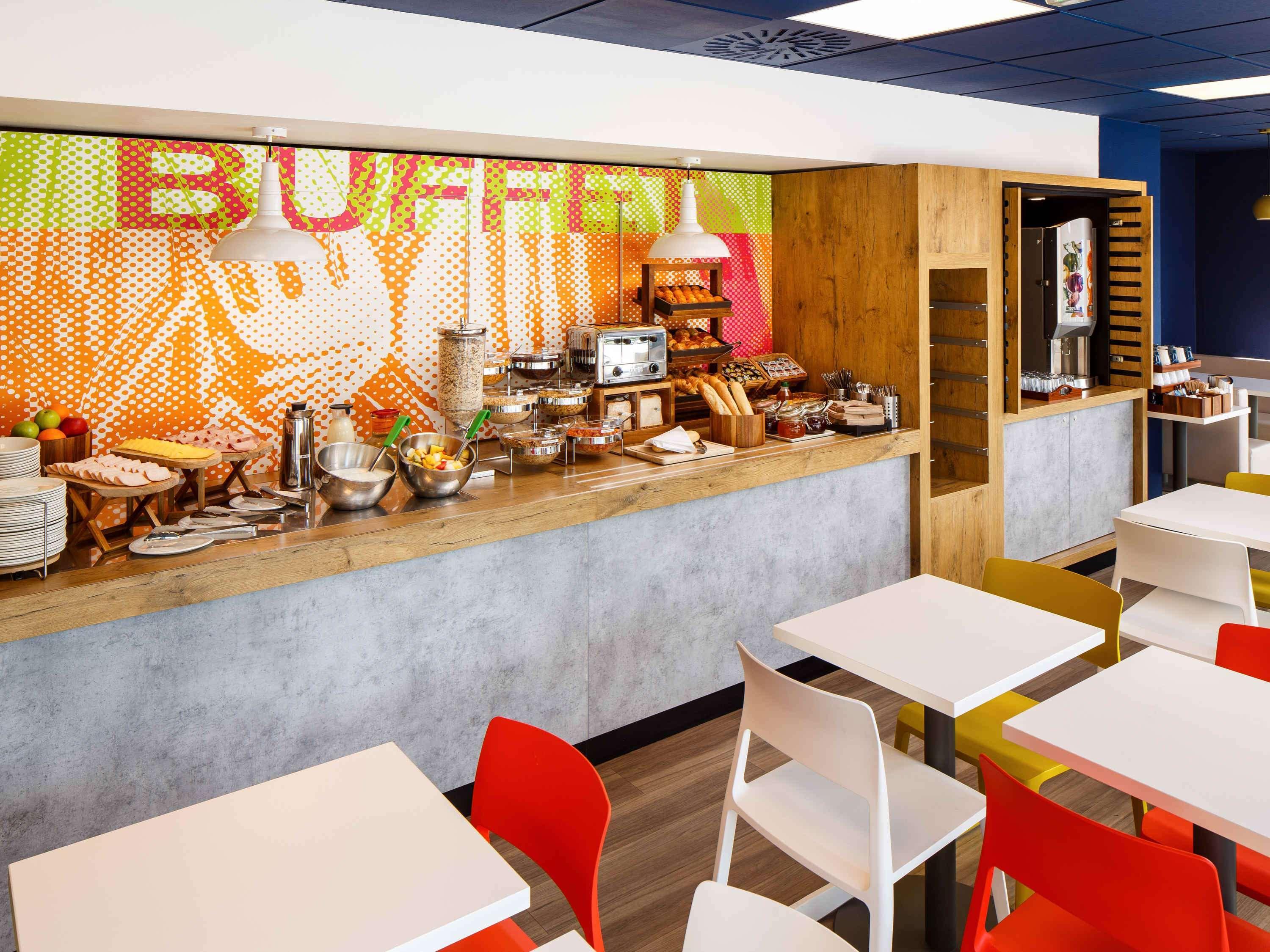 Ibis Budget Portsmouth Buitenkant foto
