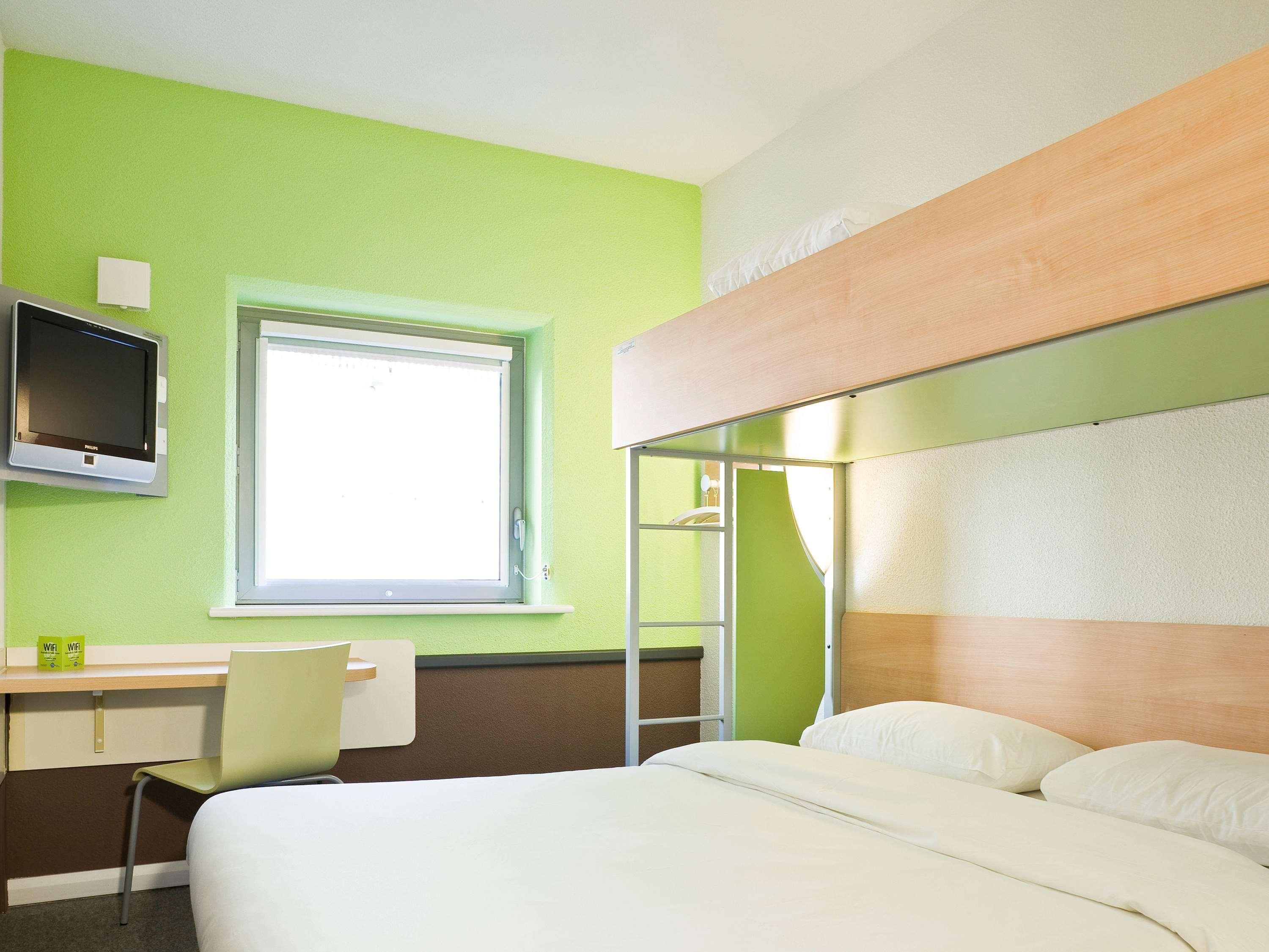 Ibis Budget Portsmouth Buitenkant foto