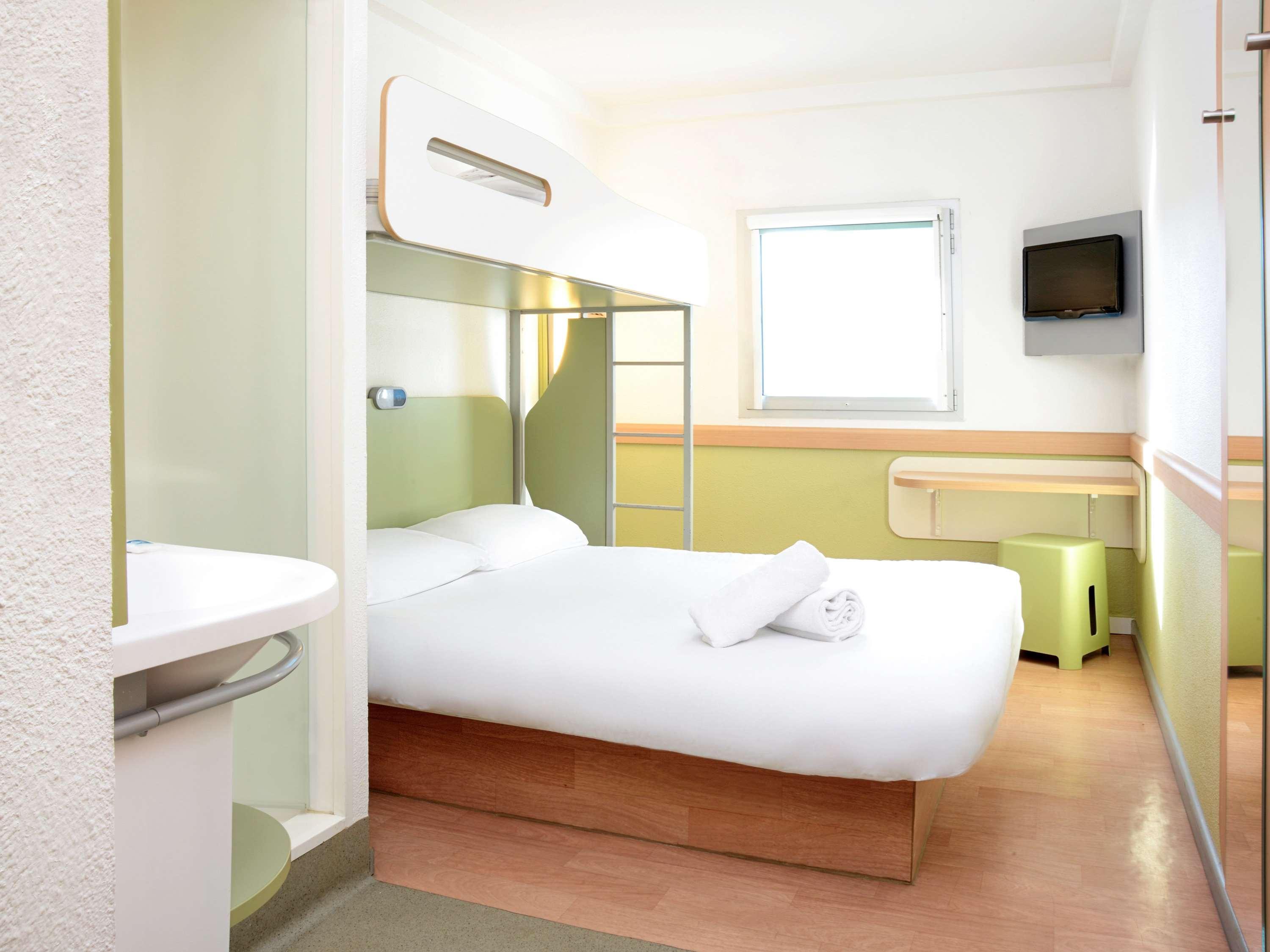 Ibis Budget Portsmouth Buitenkant foto